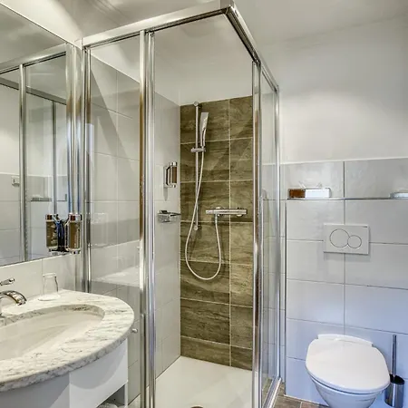 Hotel Alte Post 4*