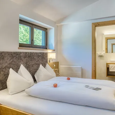 Alte Post Hotel 4*