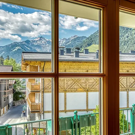 Alte Post Hotel 4*