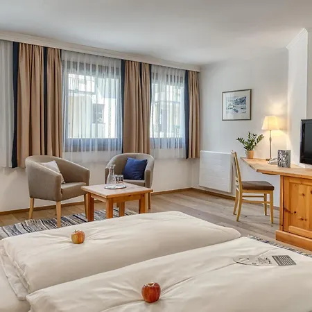 Alte Post Hotel 4*