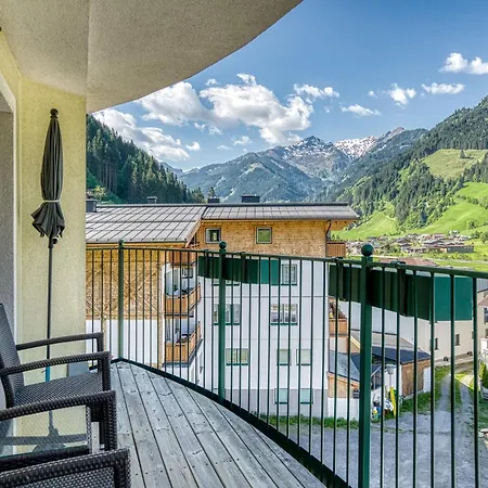 Hotel Alte Post 4*