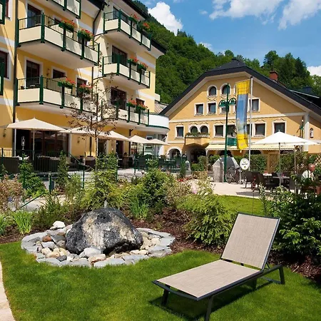 Alte Post Hotel 4*
